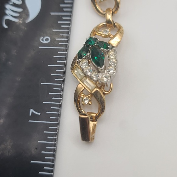 Vintage Trifari Bracelet Rhinestone Green Gold Tone READ‎ 7" - Picture 4 of 16